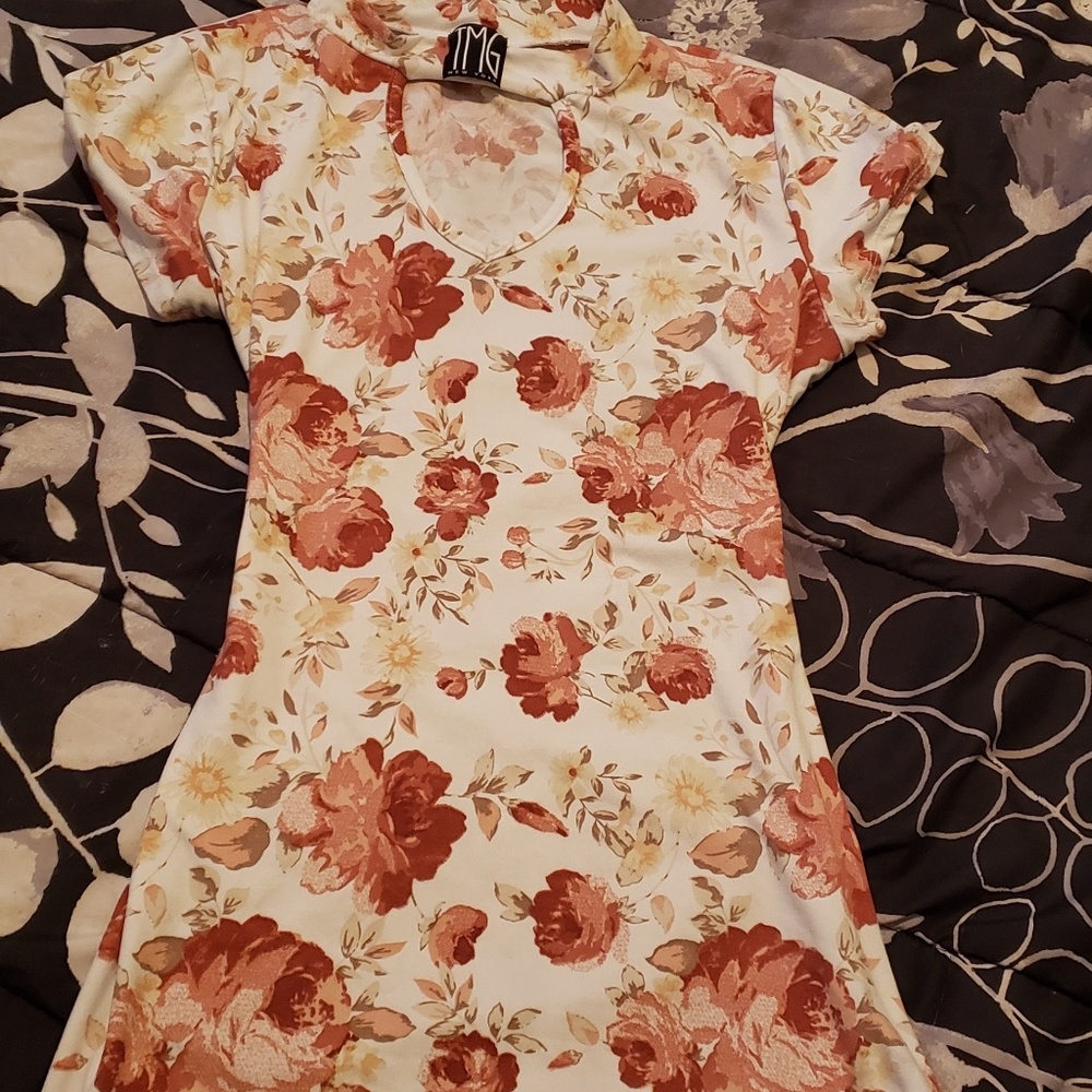chocker tshirt dress